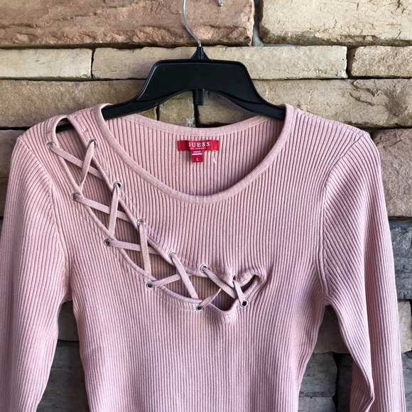 Guess Rose Bliss Pink ribbed knit sweater top NWT Large - Picture 2 of 11